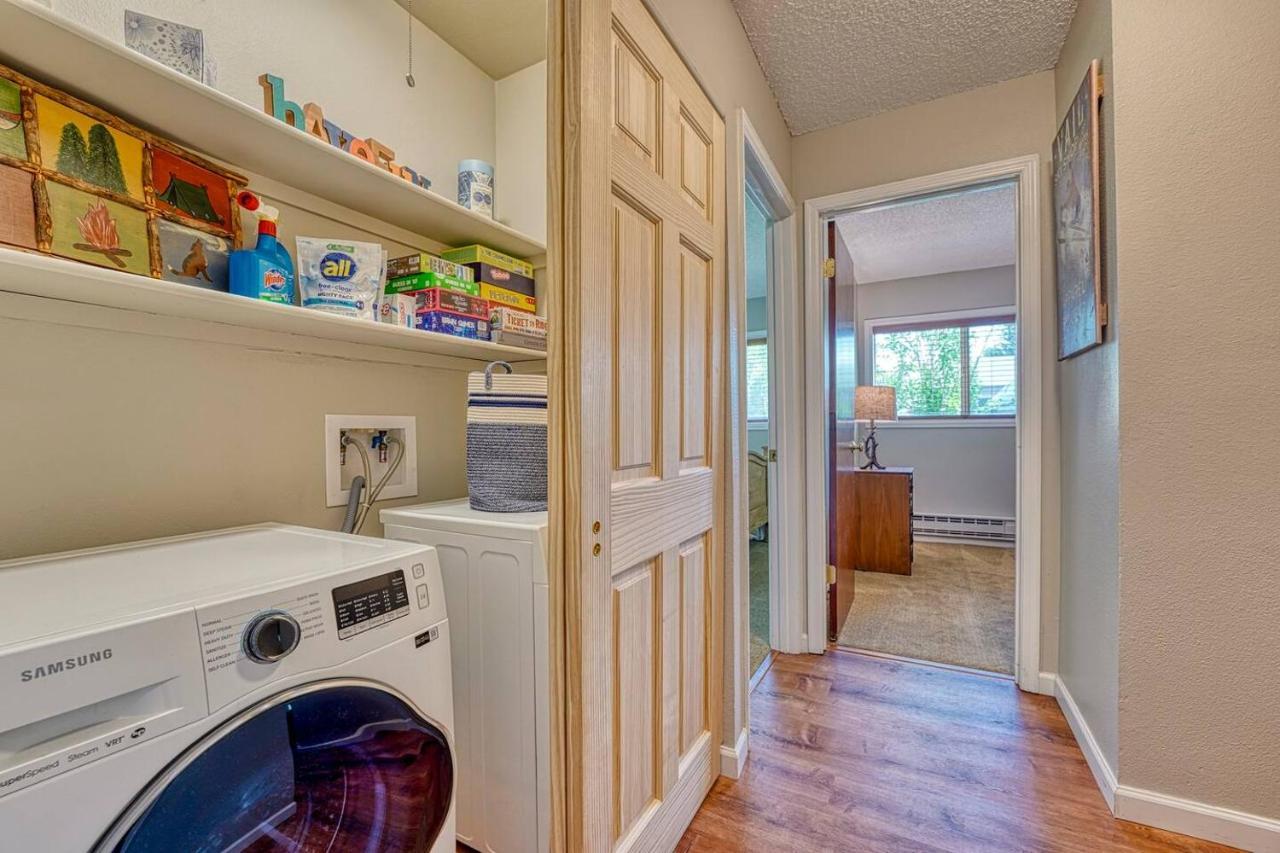 Riverfront Family-friendly Appartement Avon